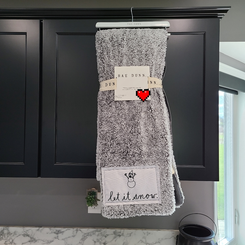 Rae Dunn Winter/Christmas Throw